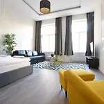 Standard By Hi5 - Dessewffy 39 Apartmán *