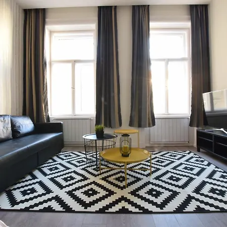 Standard By Hi5 - Dessewffy 39 Apartmán Budapešť